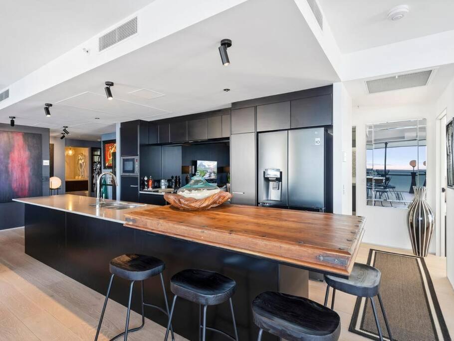 Exclusive Circle On Cavil Sub-Penthouse Luxury Apt - Hosted By Coastal Letting Guldkusten Exteriör bild