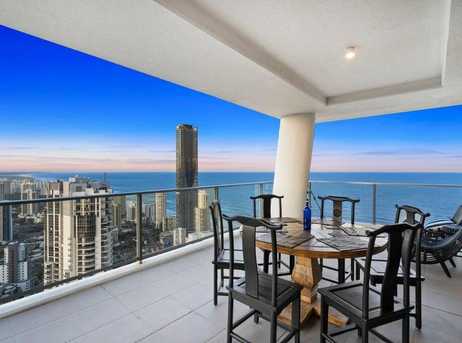 Exclusive Circle On Cavil Sub-Penthouse Luxury Apt - Hosted By Coastal Letting Guldkusten Exteriör bild
